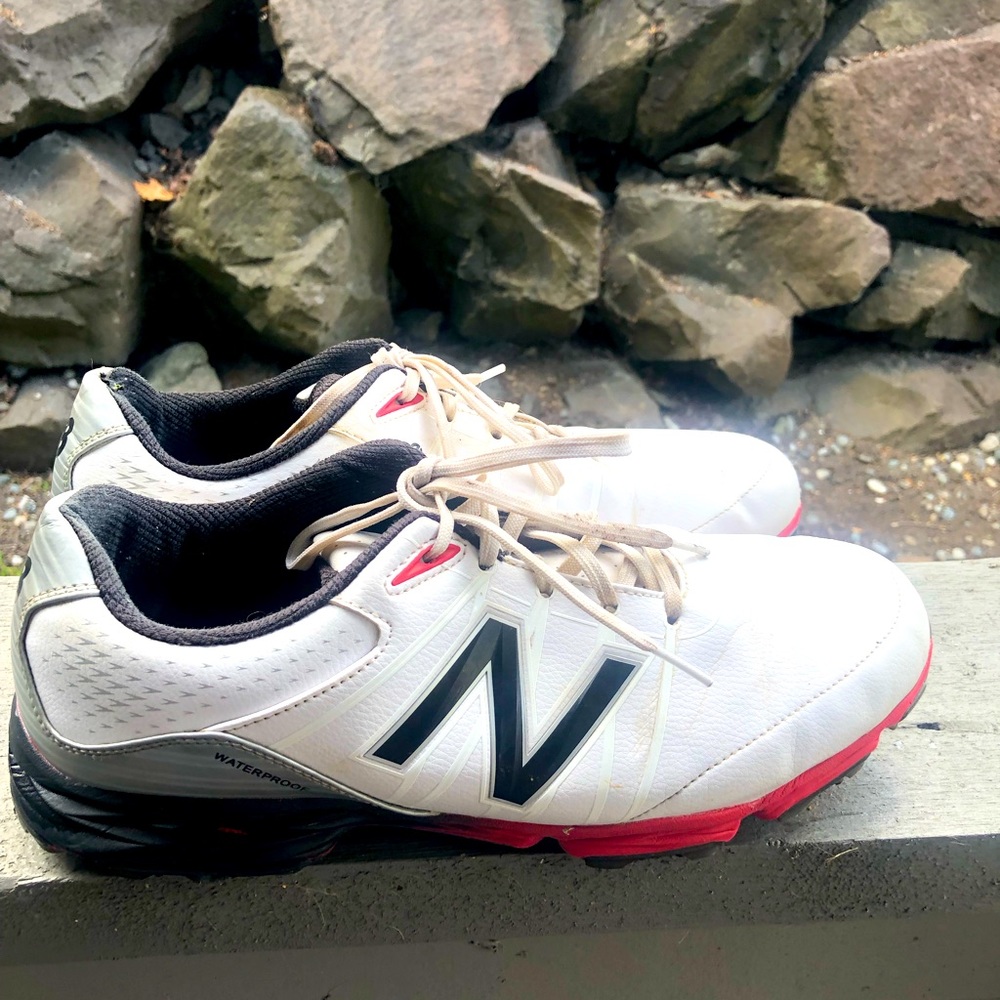 New Balance Men's NBG2004 Waterproof Spiked Golf Shoe - White/Red Size 12